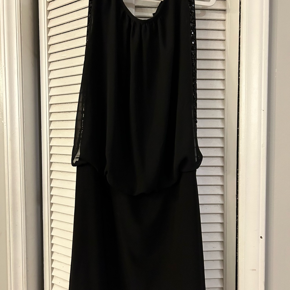 Black Sleeveless Cocktail Dress